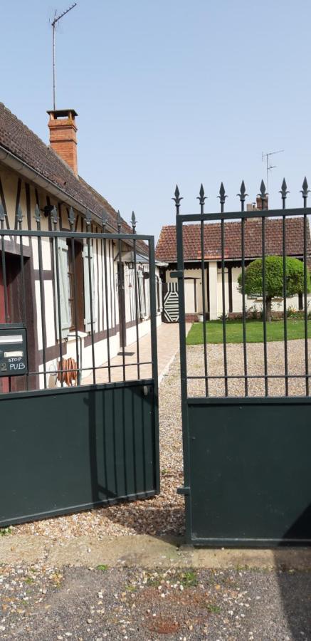 Chez Josie, Gîte et jardin privé, indépendant, calme, parking gratuit, Francheville  Esterno foto